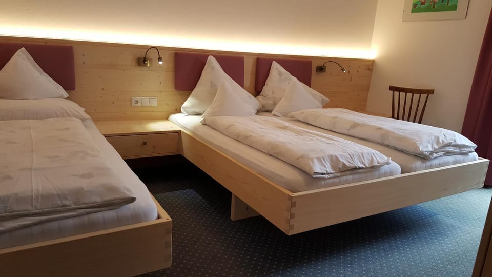 Hotel Pension Moarhof Bed and Breakfast in Trentino-South Tyrol