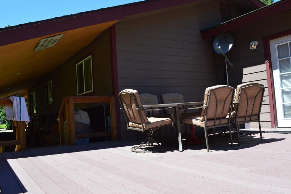 Home w/ Hot Tub, 3 Mi to Lake & Ponderosa Park House in McCall