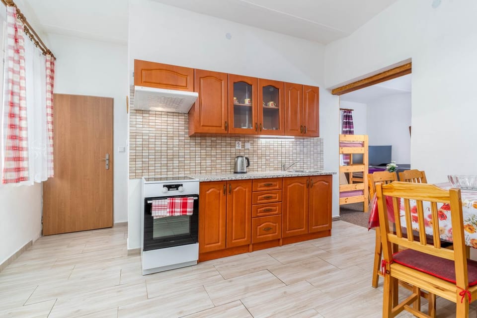 Za řekou Apartment in Lower Silesian Voivodeship