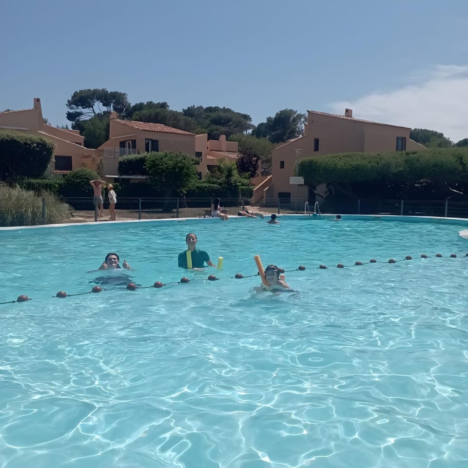 Property building, Swimming pool