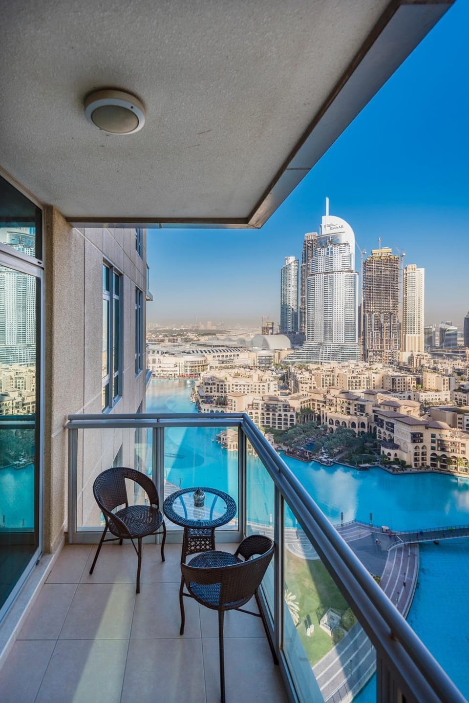 Balcony/Terrace, Photo of the whole room, Decorative detail, City view