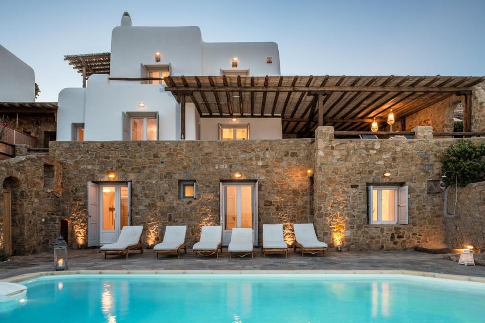Summer Mood Villas "Plus" - 6 bedroom villa Villa in Mykonos, Mikonos 846 00, Greece