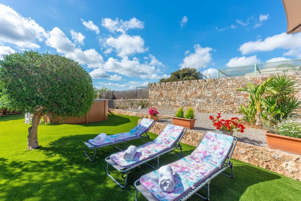 Garden, sunbed