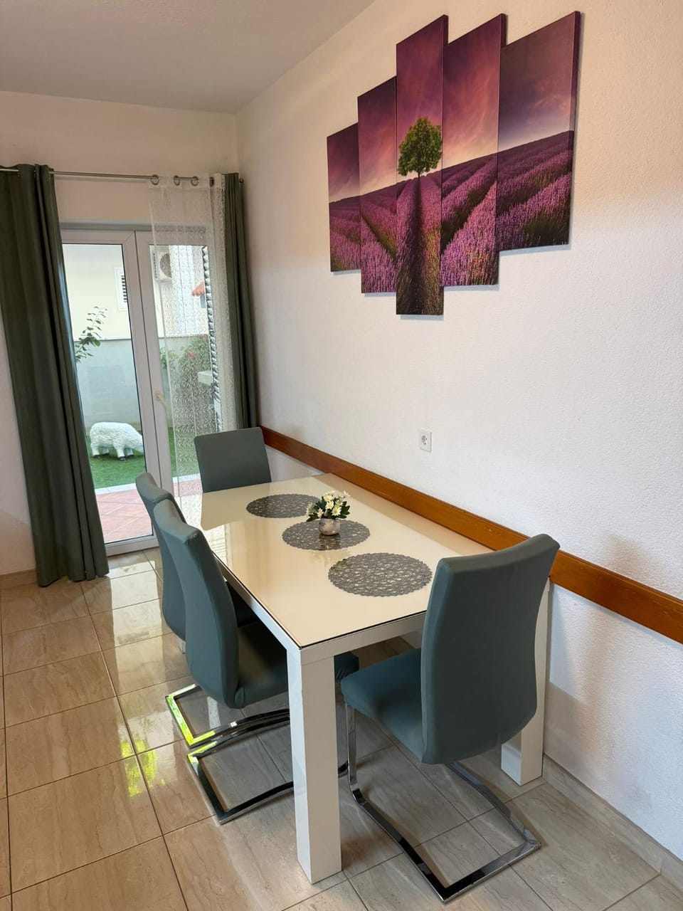 Apartment Sea Life with terrace and barbecue Apartment in Makarska