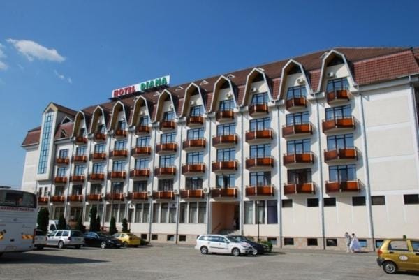 Property building, Parking