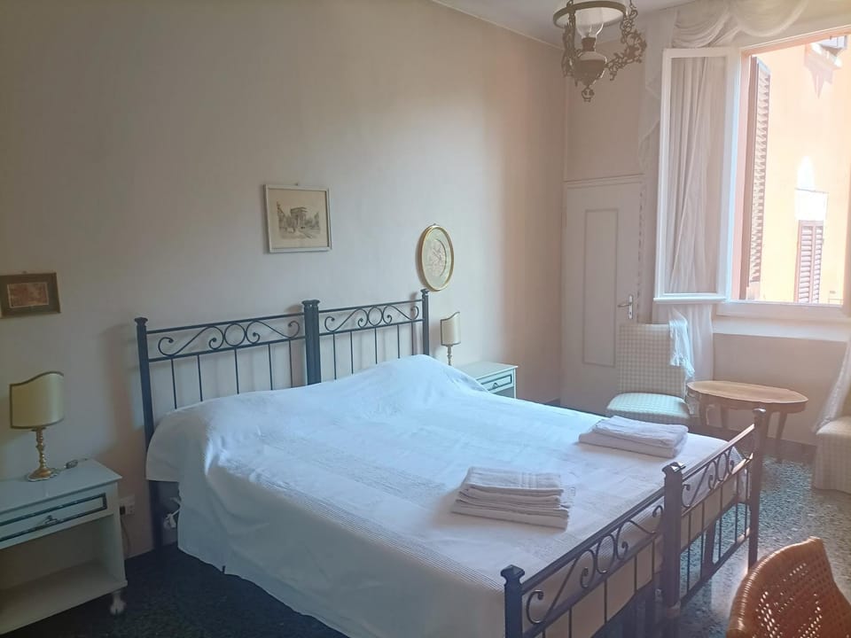 Nice Apartments in Downtown Apartment in Bologna