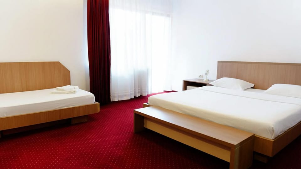 Bed, Photo of the whole room, furniture