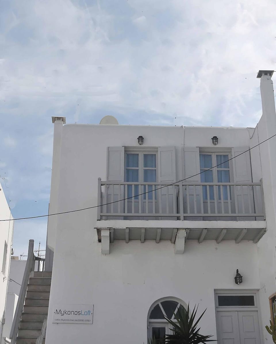 Facade/entrance, Facade/entrance, View (from property/room), Balcony/Terrace, Area and facilities