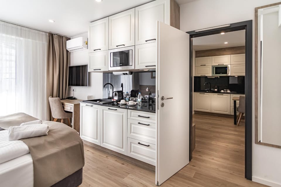 Kitchen or kitchenette, Photo of the whole room