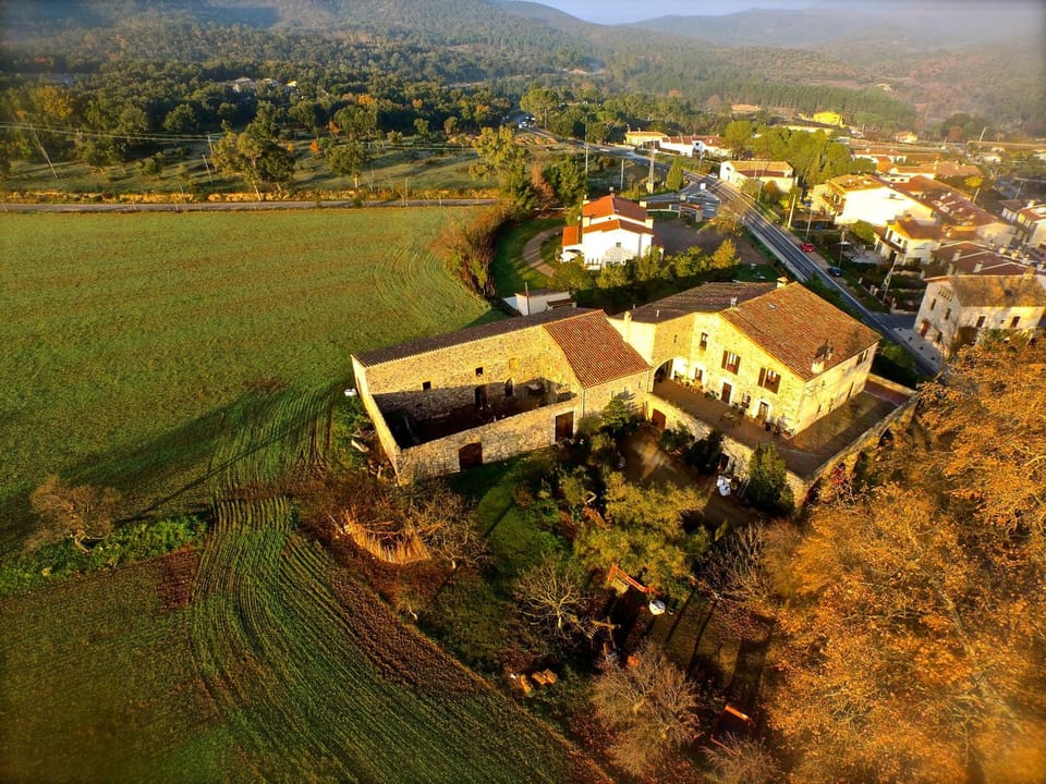 Property building, Facade/entrance, Bird's eye view, Garden