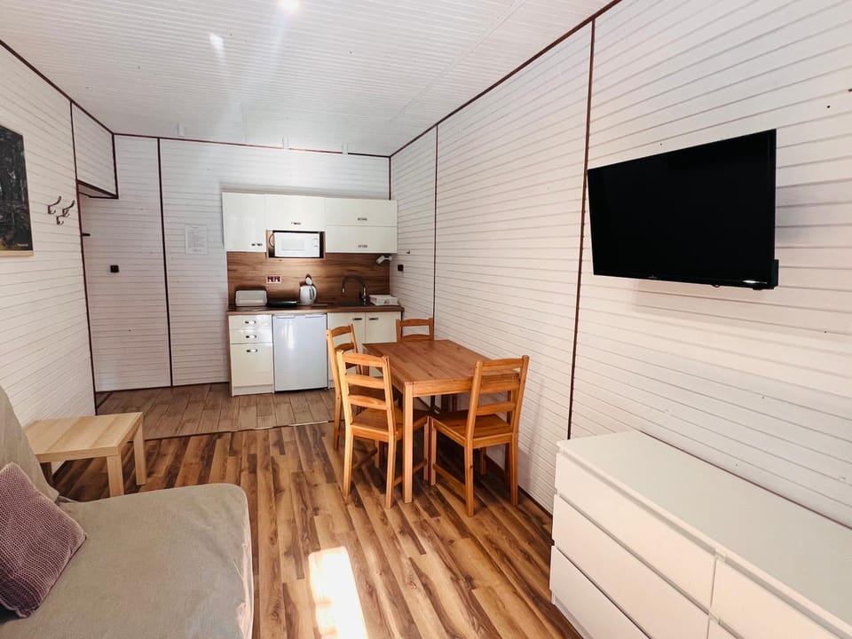 Dolpakart (domki, pokoje) Campground/ 
RV Resort in West Pomeranian Voivodeship, Poland