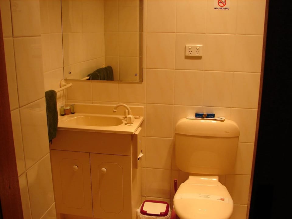 Toilet, Bathroom