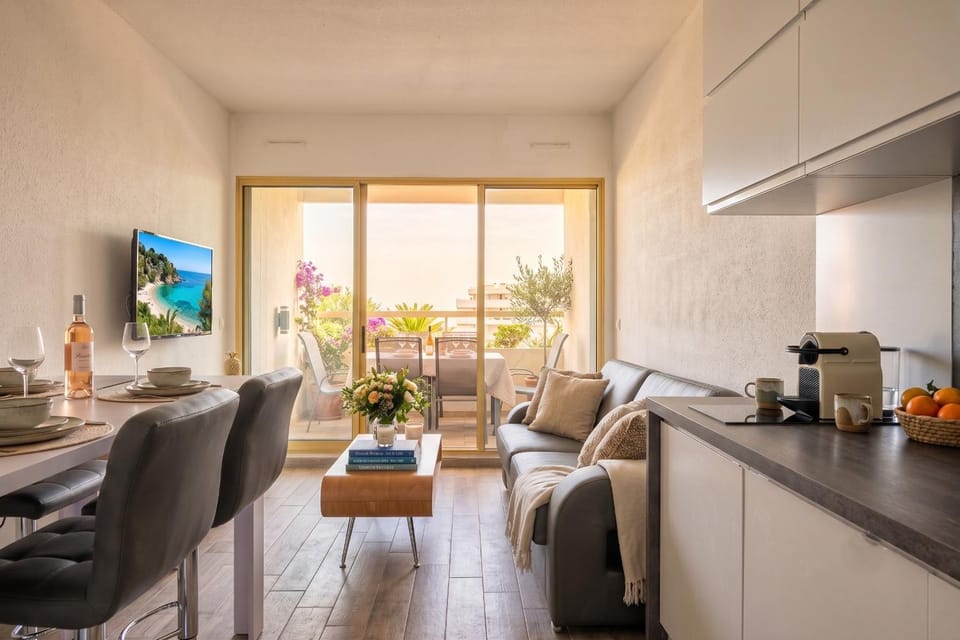 Communal lounge/ TV room, Living room, kitchen