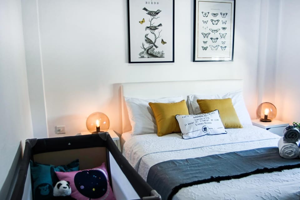 Bed, Decorative detail, Bedroom, children, Family, Quiet street view