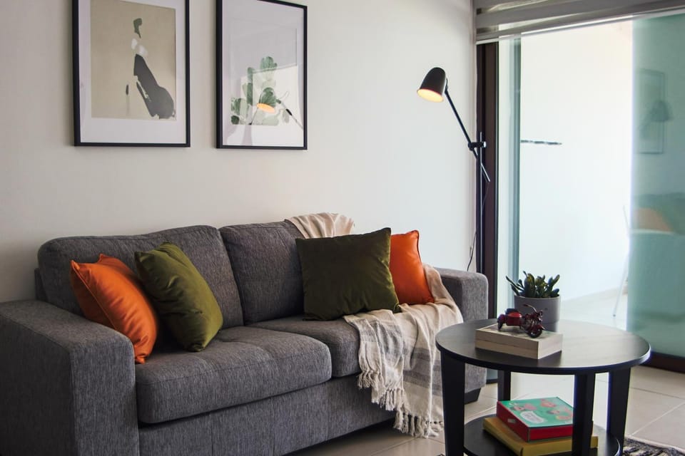 TV and multimedia, Coffee/tea facilities, Balcony/Terrace, Living room, Decorative detail, Seating area, children, Family