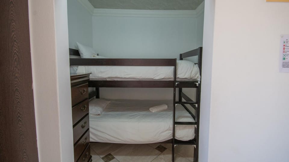 bunk bed