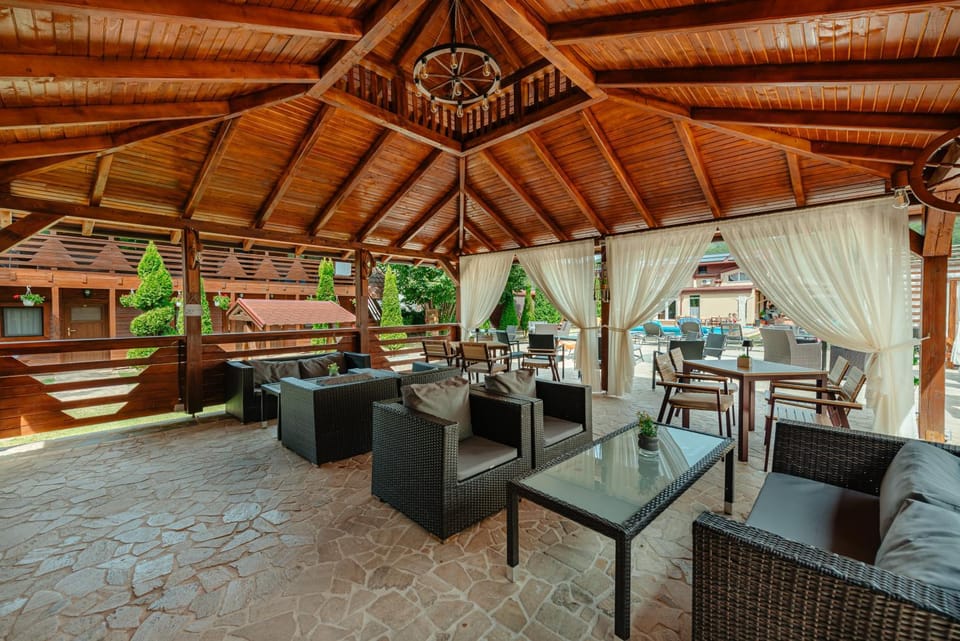 Lounge or bar