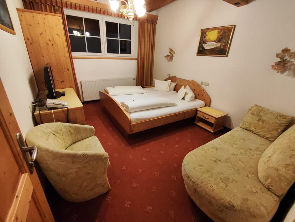 Toilet, Bedroom