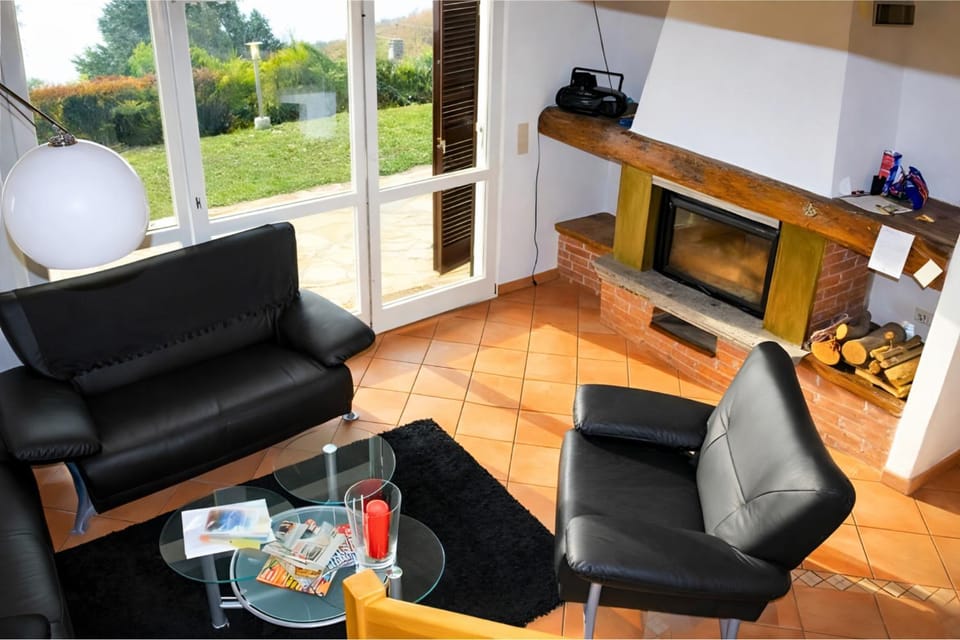 Balcony/Terrace, Lake view, fireplace