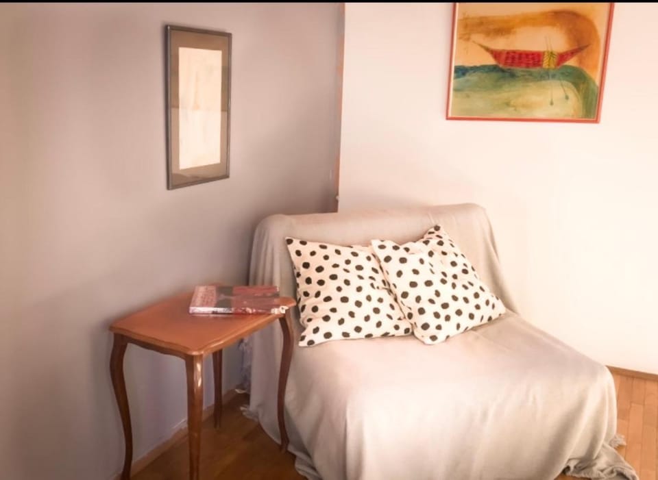 Villa Mina Kladovo, 5-Bedroom Villa with Pool for up to 12 People Villa in Serbia