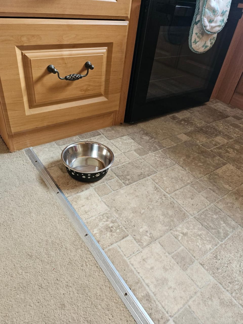 Kitchen or kitchenette, Pets, pet friendly