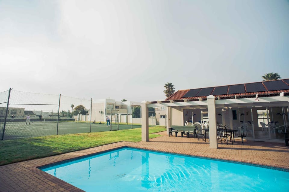 20 Cayman Beach, Gordon's Bay Villa in Cape Town