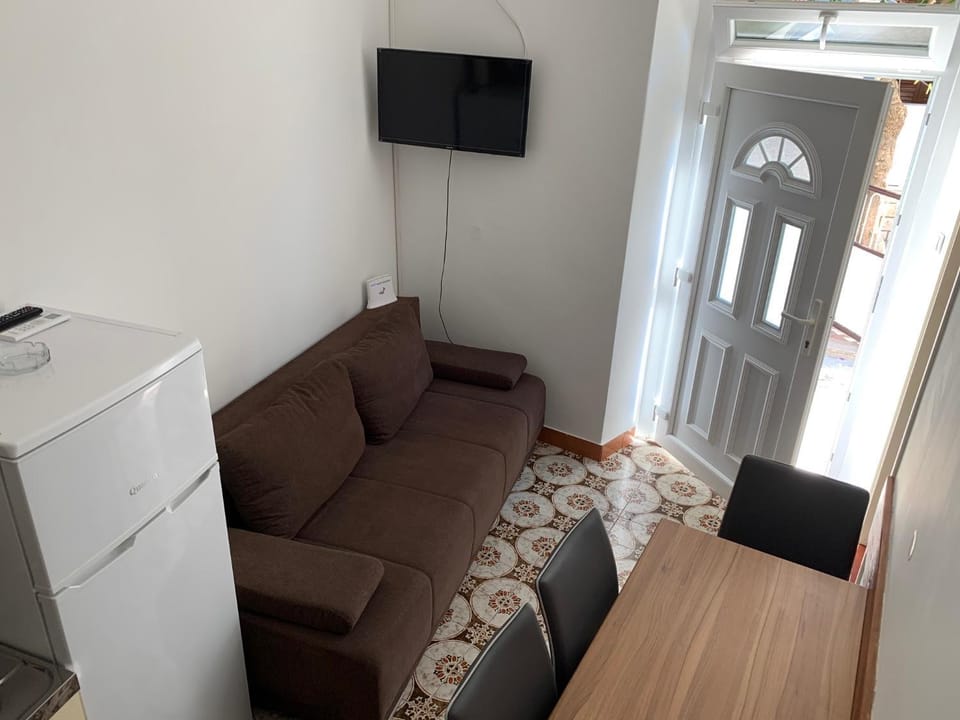 TV and multimedia, Seating area