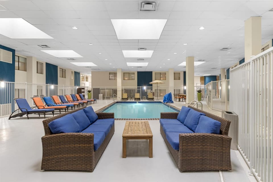 Pool view, Swimming pool