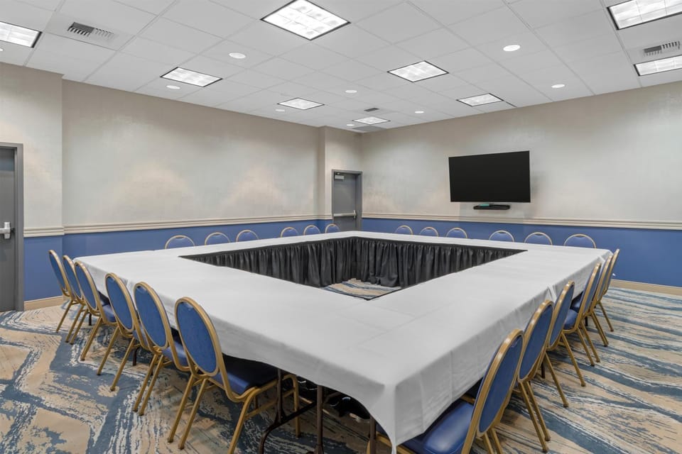 Meeting/conference room