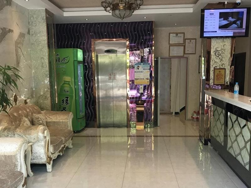 GreenTree Alliance Shanghai Minhang District Hongqiao Hub Huanghua Road Hotel Hotel in Shanghai
