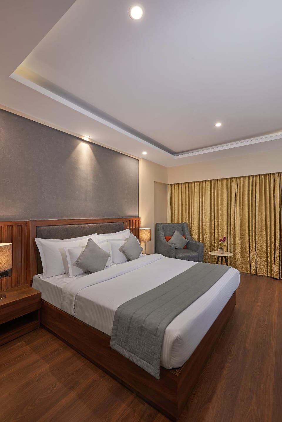 Bed, Photo of the whole room, Bedroom