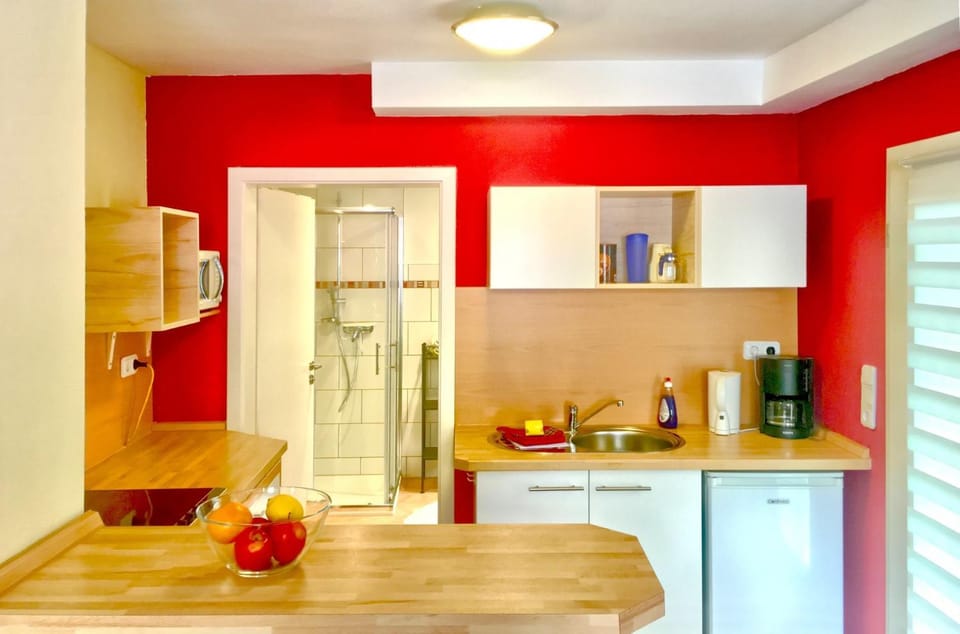 Coffee/tea facilities, Communal kitchen