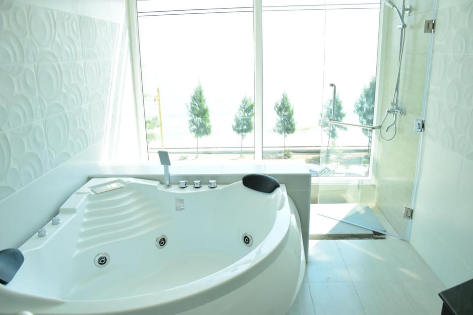 Hot Tub, Bathroom, Bath