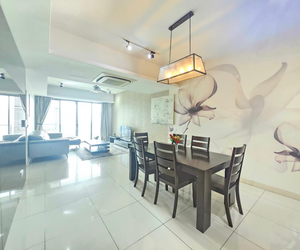 Living room, Dining area