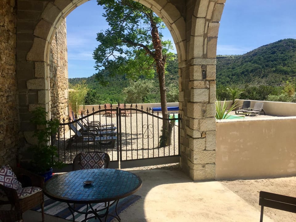 Fort de la Bastide Bed and Breakfast in Provence