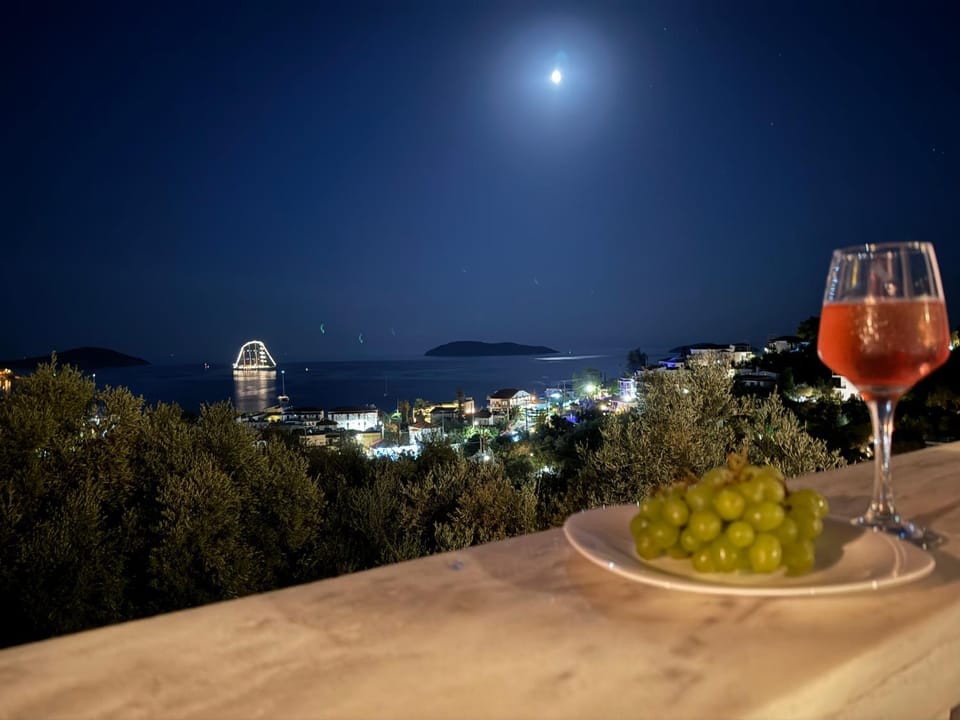Night, Alcoholic drinks