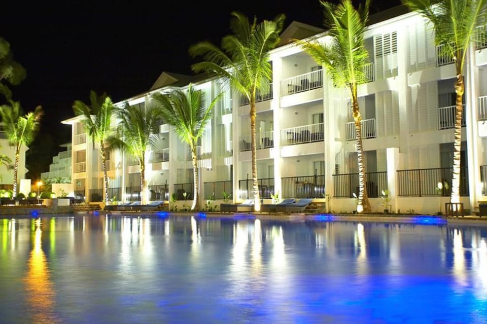 Night, Balcony/Terrace, Swimming pool