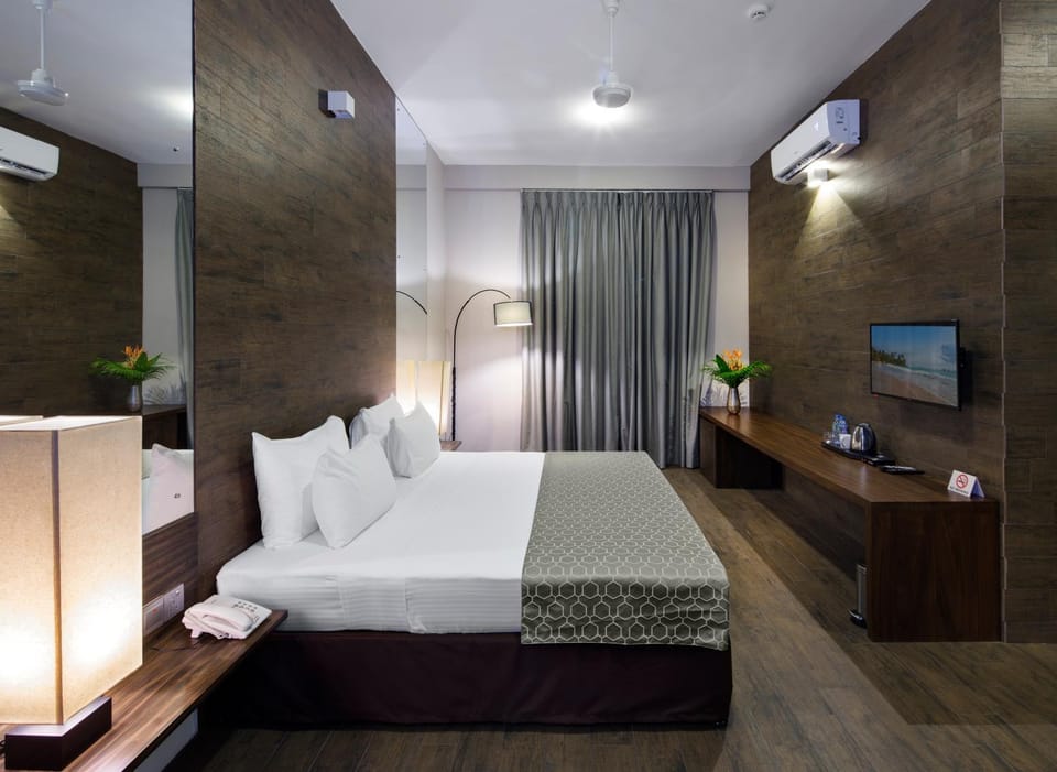 Bed, Bedroom, air conditioner
