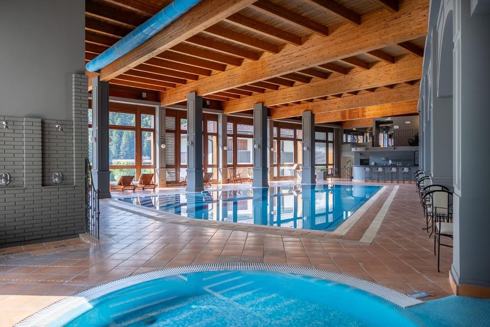 Pool view, Swimming pool