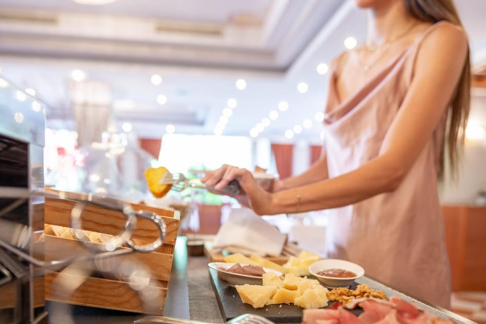 Buffet breakfast