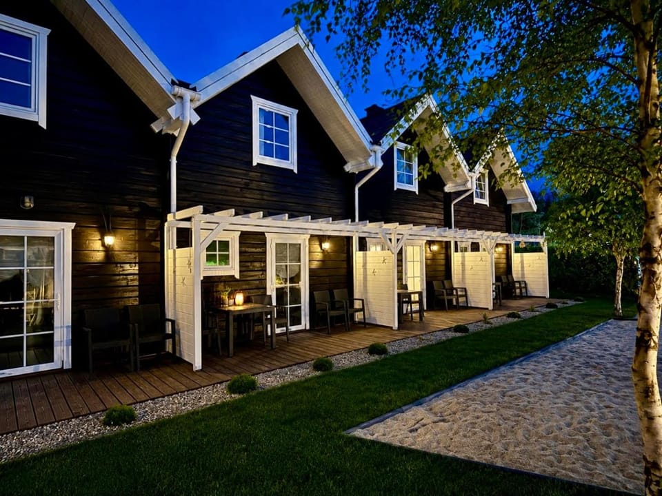 Property building, Night