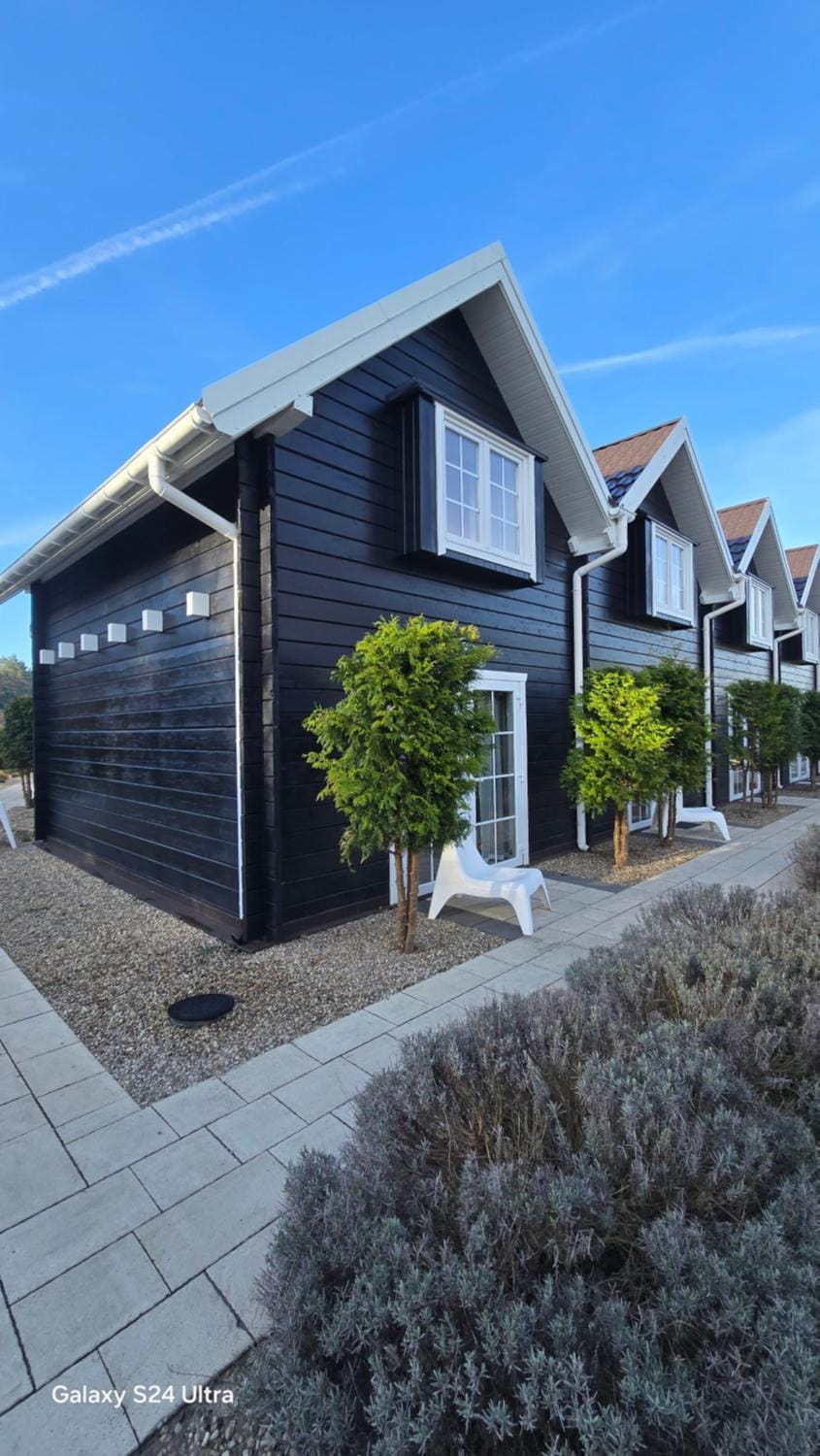 Property building, Spring, Day