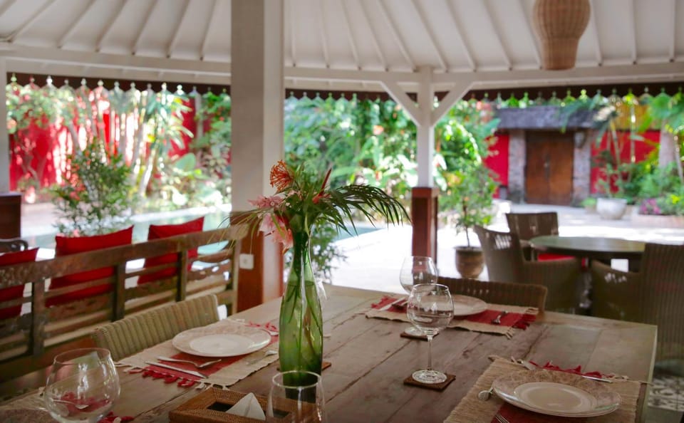 Garden, Food and drinks, Banquet/Function facilities, Dining area