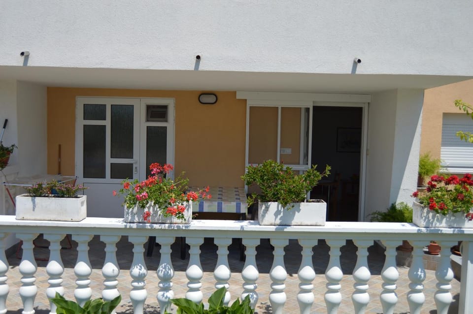 Apartman Latin 1 Apartment in Šibenik-Knin County, Croatia