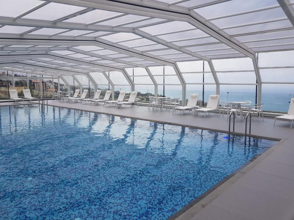 Swimming pool, Swimming pool