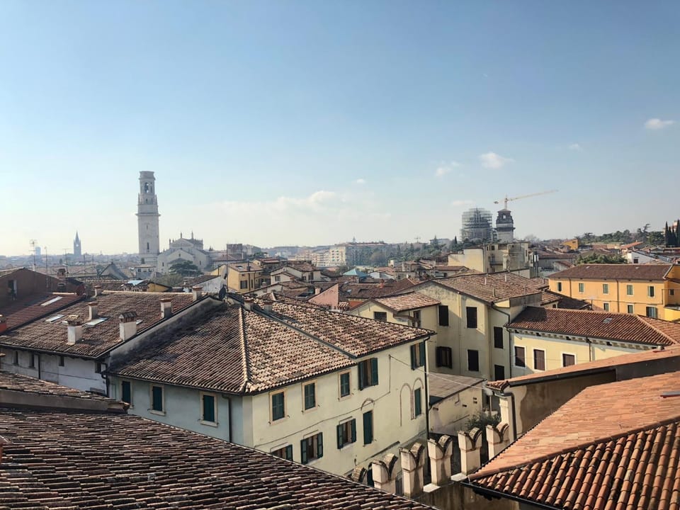 Property building, Patio, Bird's eye view, View (from property/room), Balcony/Terrace, City view, Landmark view, Street view