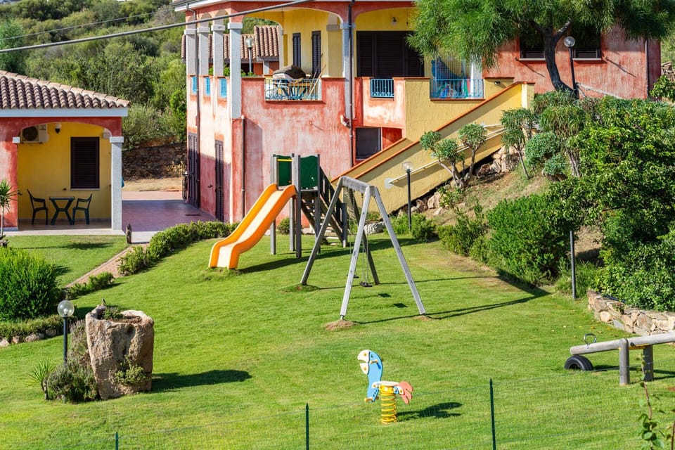Garden, Swimming pool