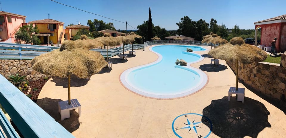 Pool view, Swimming pool