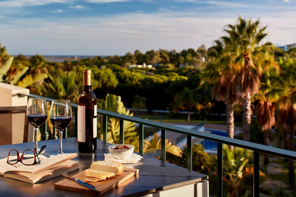 Balcony/Terrace, Garden view