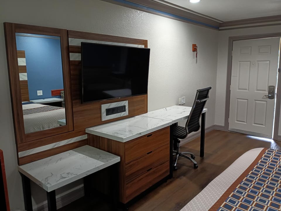 TV and multimedia, Entertainment